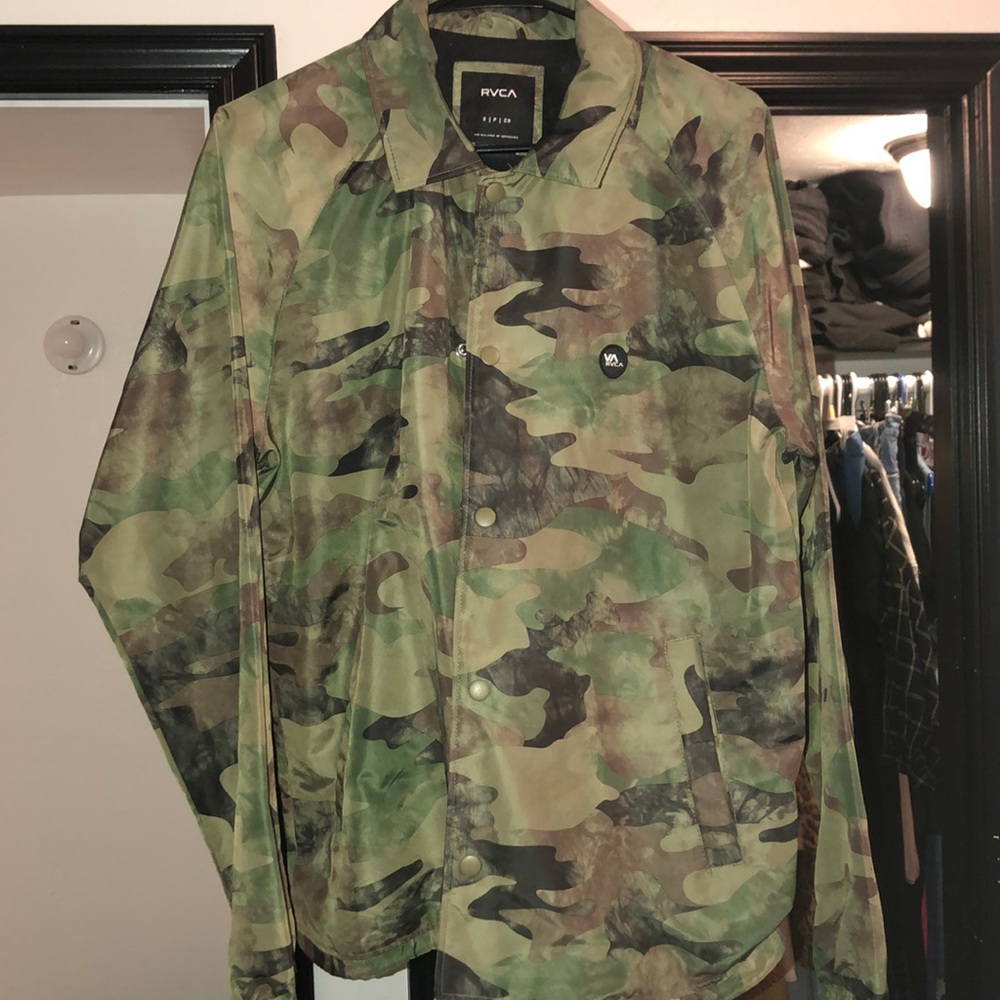 RVCA, Men or Women’s Camo Jacket. Never worn.